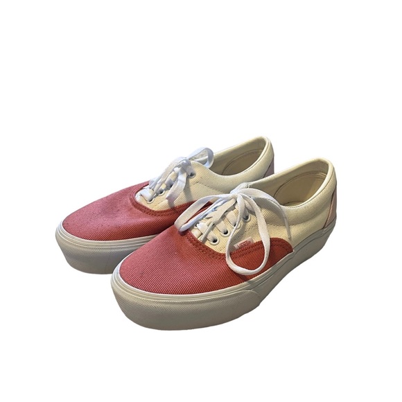 Brand new vans. Size 9 - Picture 4 of 4